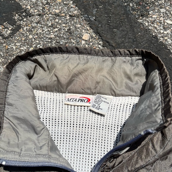 Vintage Women’s Windbreaker Jacket Sz XL - Picture 2 of 4